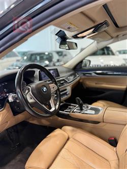 بي ام دبليو الفئة 7